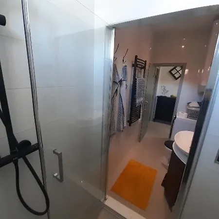 Apartament Uj Kapu At The Danube